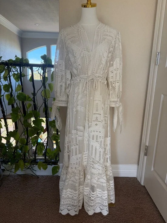 FARM Rio Morada Boa Guipure Lace Maxi Dress XS S 2 4 6 - Picture 3 of 12